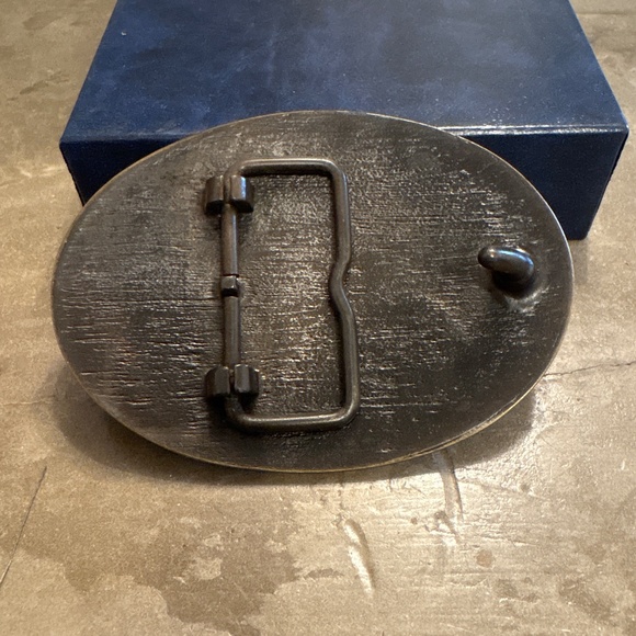 Montana silversmiths fighting brass elks belt buckle - Picture 2 of 2